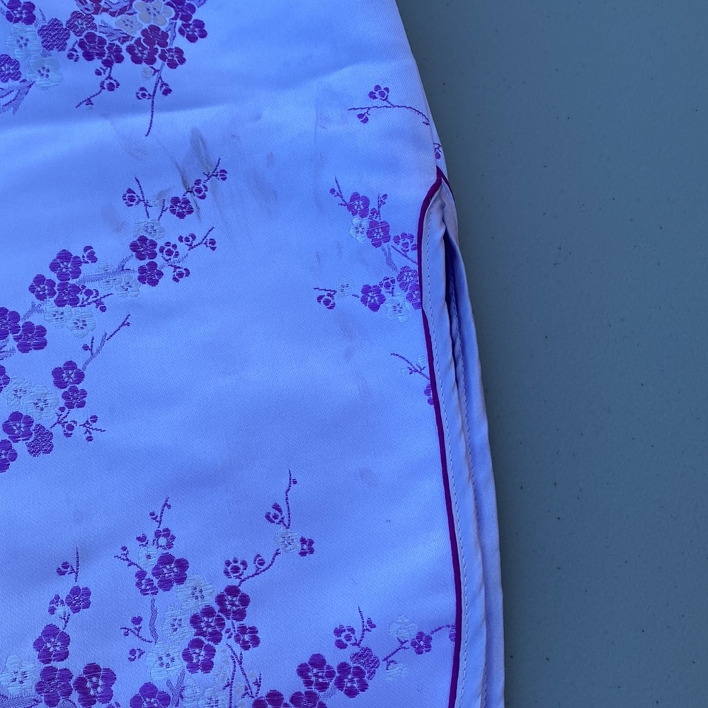 Chinese dress (qipao) - Picture 4 of 10